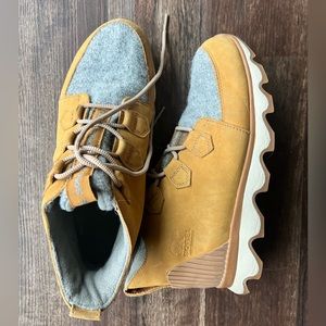 Sorel kinetic caribou snow boot